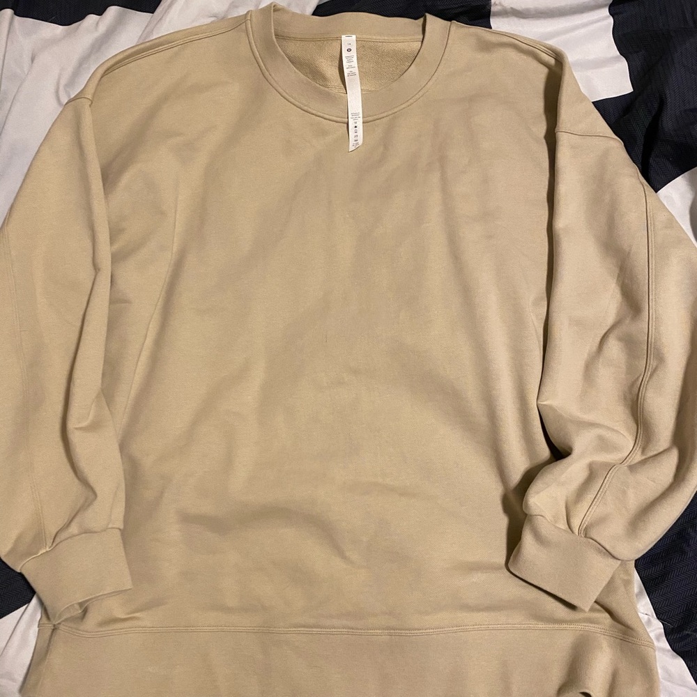 Perfectly Oversized Crew